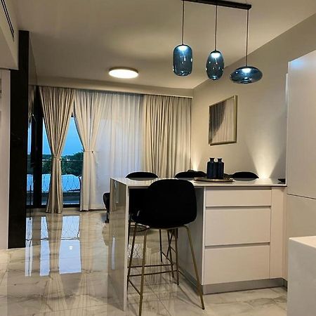 Liz Suite Caesarea Ngoại thất bức ảnh